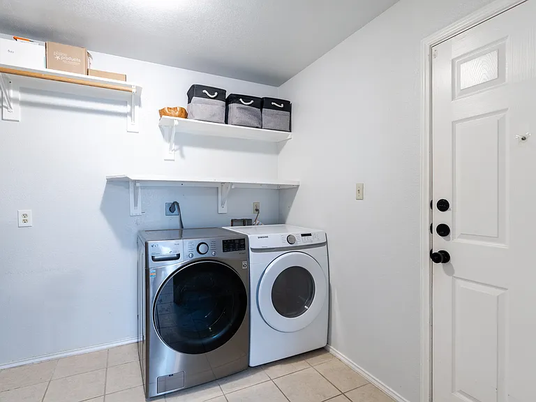 123 Kawainui Ln — Photo 24