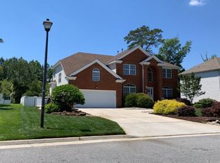 1925 Winterhaven Dr, Virginia Beach, VA 23456