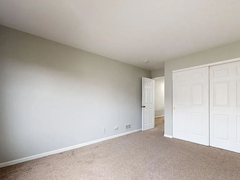 2924 Falling Waters Dr — Photo 14
