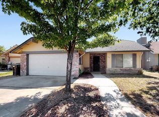 500 Lenore Dr, Modesto, CA 95351