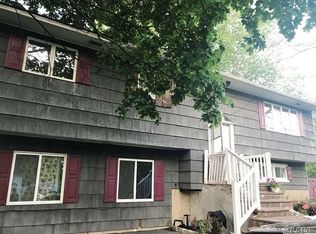 11 Shenandoah Blvd, Pt Jefferson Station, NY 11776