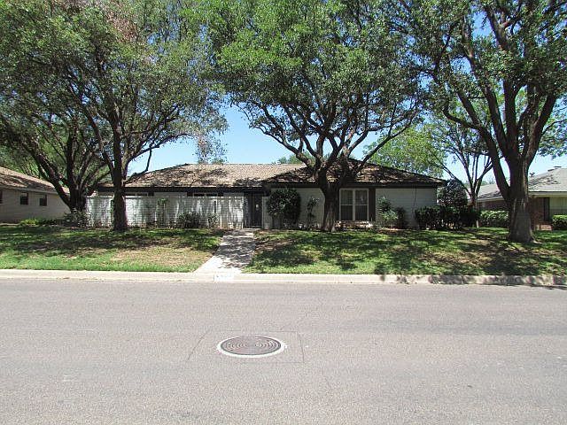 1st image of 2408 Dartmouth Dr