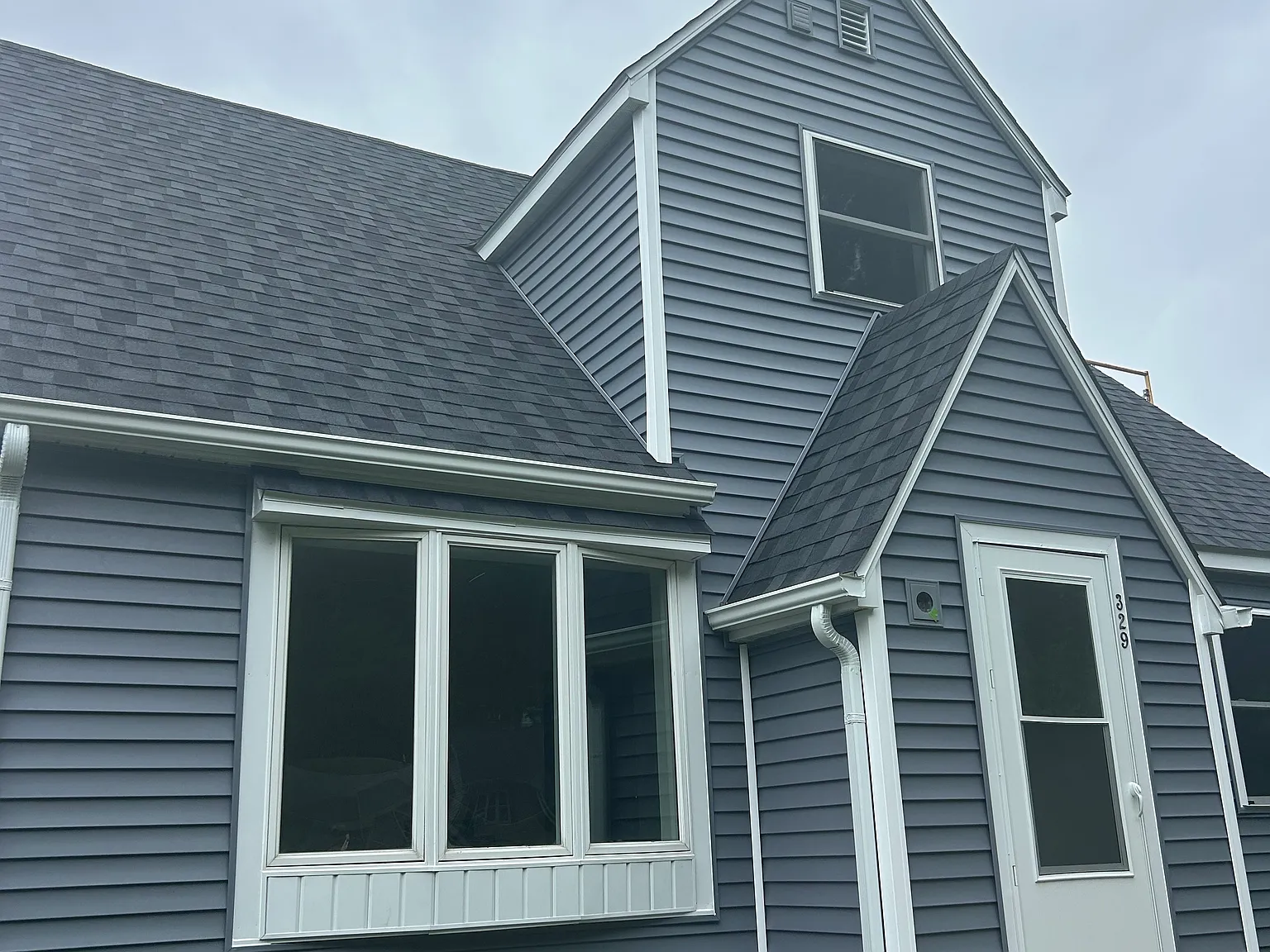 329 Walter Ct — Photo 1