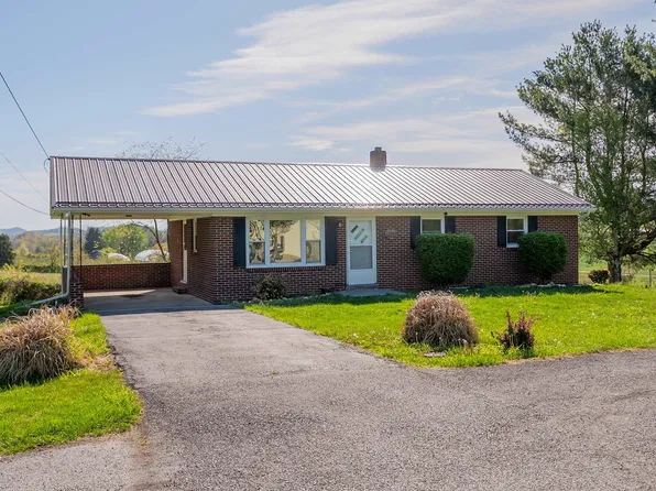 174 Windy Way Ln, Wytheville, VA 24382