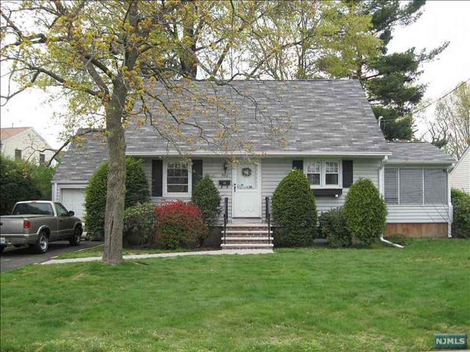 1st image of 980 Pacific St