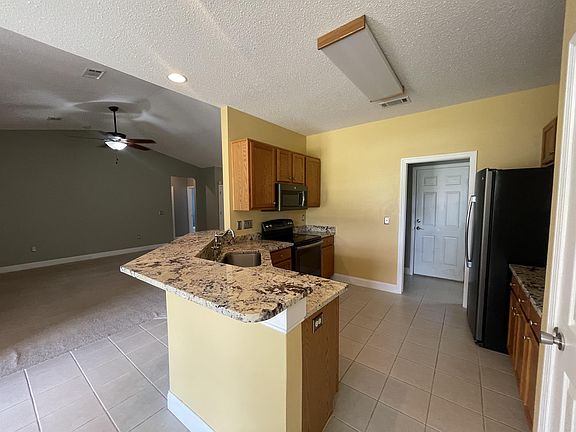 4th image of 2768 Keats Dr