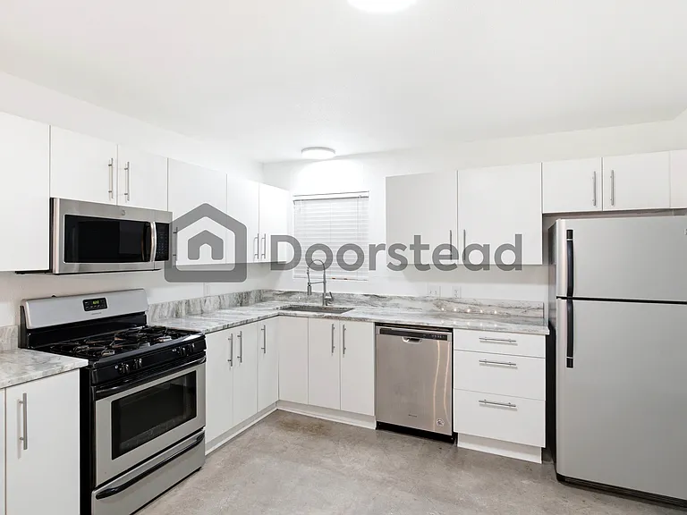 4804 Hillspring Cir #B — Photo 11