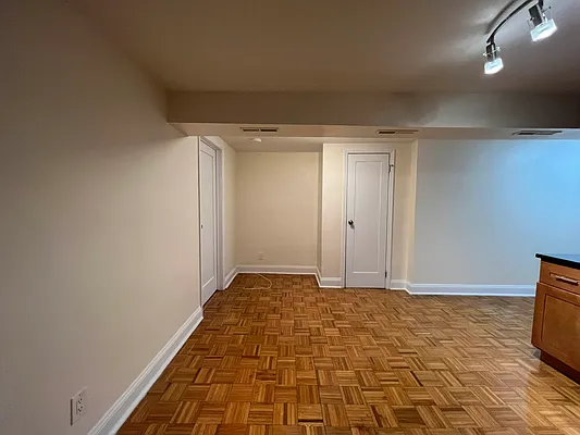 Rented by City Connections Realty | media 33