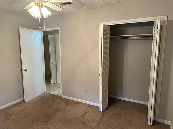 4th image of 3365 Green Briar Cir APT A