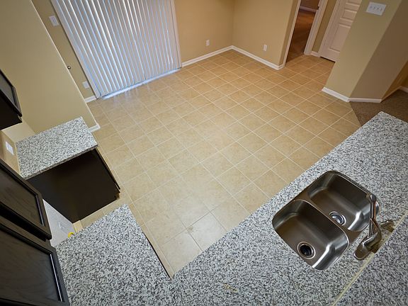 5th image of 17431 Hannah Oaks Ln