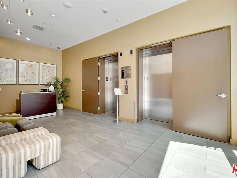1705 Ocean Ave #502 — Photo 8
