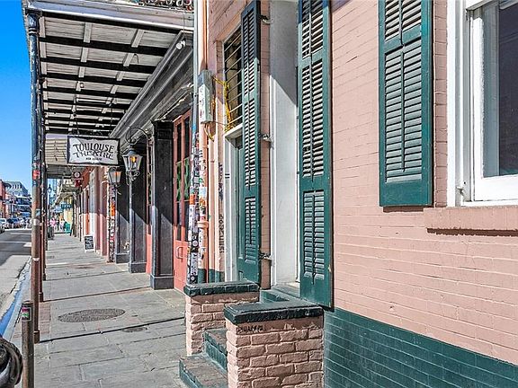 5th image of 605-607 Toulouse St
