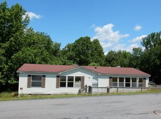 200 Signal Point Rd, Swannanoa, NC 28778