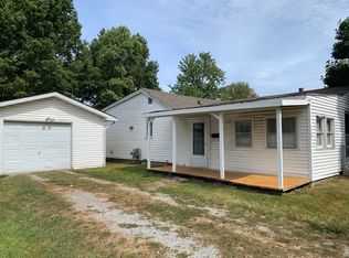 1302 E Parham St, Marion, IL 62959