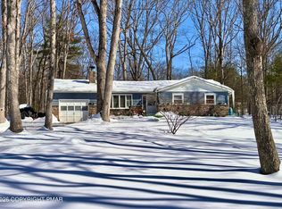 168 Terrace Dr, Stroudsburg, PA 18360