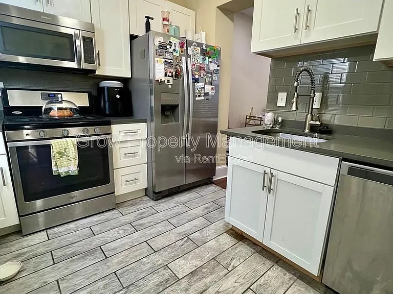 2441 S Philip St — Photo 8