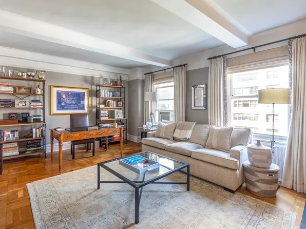 225 E 79th St APT 8B, Manhattan, NY 10075