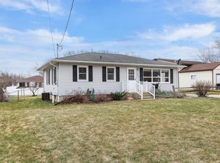 325 Lowell St, Stoughton, WI 53589