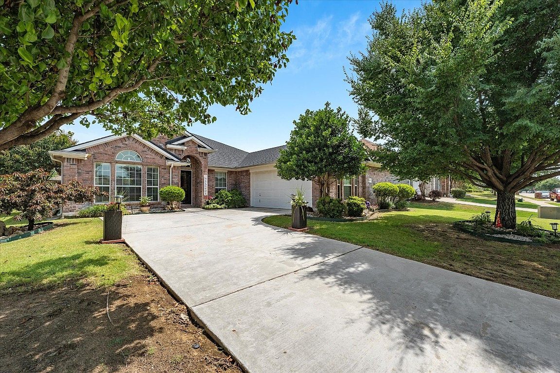 2833 Coyote Trl, Little Elm, TX 75068 Zillow