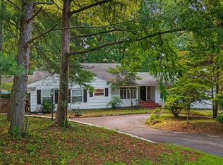 124 Orchard Cir, Oak Ridge, TN 37830