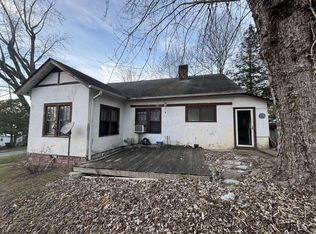 402 N 3rd St, Danville, KY 40422