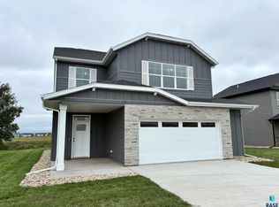 237 W Thelma Ave, Harrisburg, SD 57032