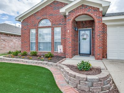 1916 Overland St, Fort Worth, TX, 76131