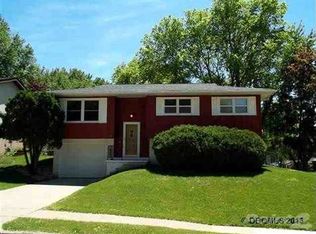 3598 Lisa Ct, Dubuque, IA 52002