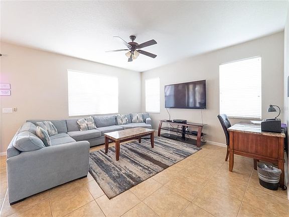 3rd image of 2600 Marg Ln