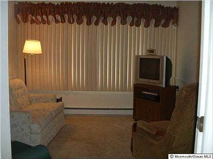 3rd image of 29A Gramercy Ln #A