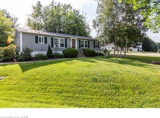 9 Buttercup Cir, Auburn, ME 04210