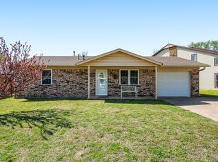 1104 Locke St, Pryor, OK 74361