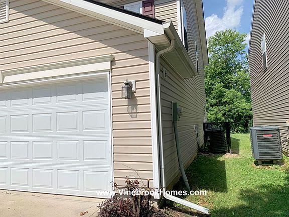 2nd image of 4134 Candy Apple Blvd