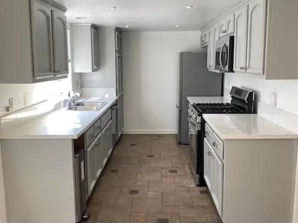 1448 Marine Ave APT 2, Gardena, CA 90247