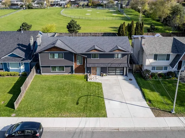 5365 Maple Cres, Delta, BC V4K 1G1