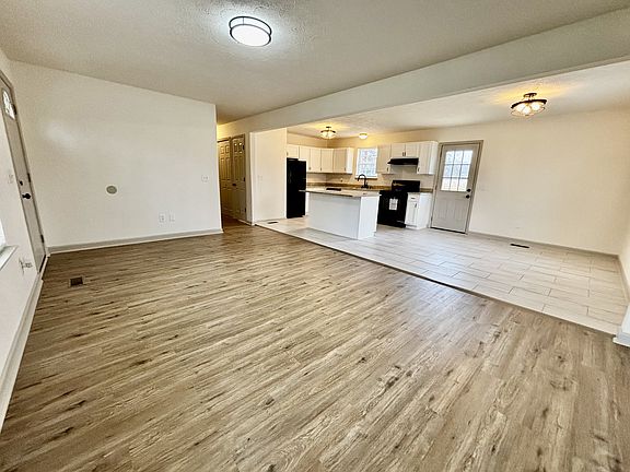 5th image of 1623 Woods Ferry Rd