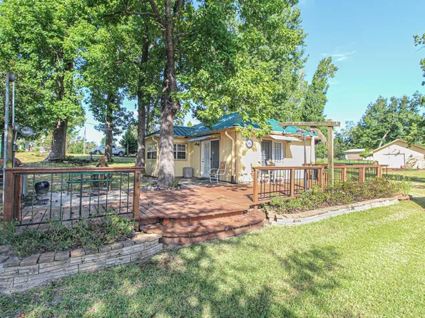 117 Glade, Onalaska, TX 77360