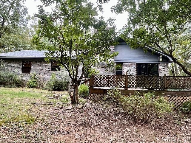 2nd image of 6 Belair Dr
