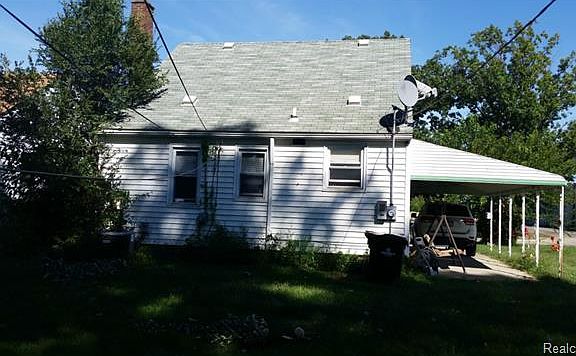 4th image of 5641 Deering St