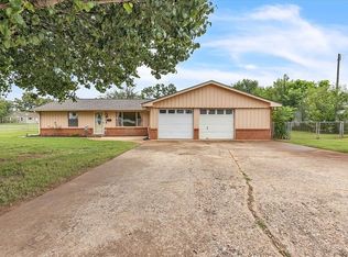 1708 S Bryant Ave, Del City, OK 73115