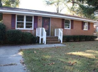 713 Runyon Rd, Washington, NC 27889