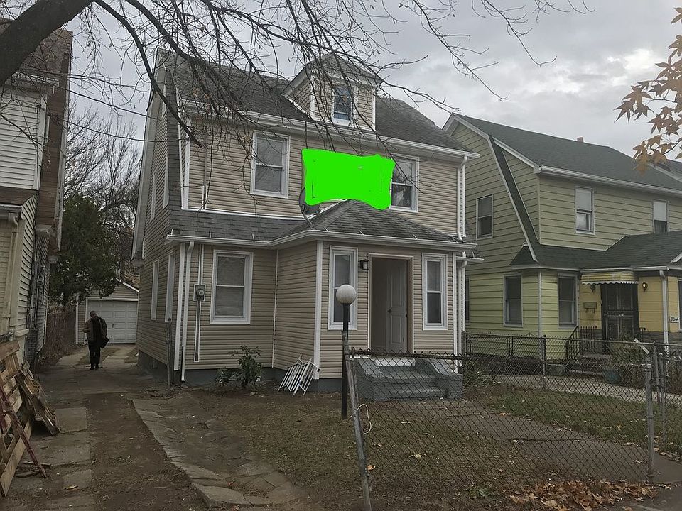 2nd image of 19050 112th Ave