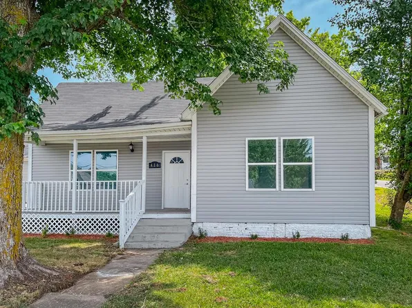 416 S Lee Trover Todd Hwy, Earlington, KY 42410