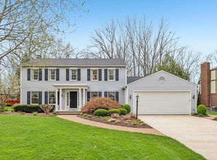 6860 Cliffside Dr, Vermilion, OH 44089