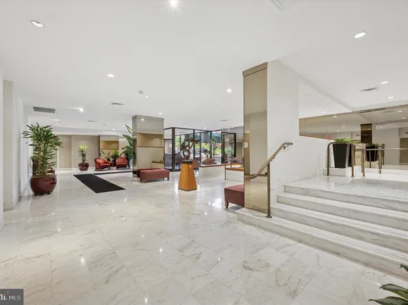 8302 Old York Rd APT B34, Elkins Park, PA 19027