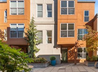 6273 NE Carillion Dr, Hillsboro, OR 97124