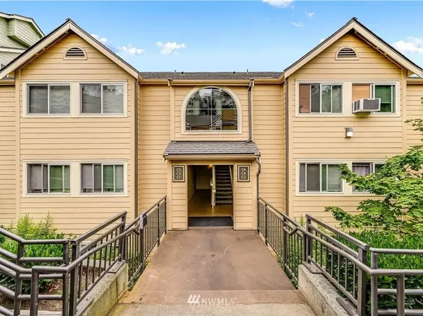 3811 130th Ln SE, Bellevue, WA