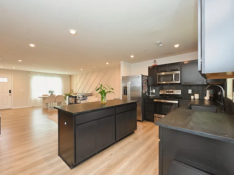 1119 Bethel Ridge Dr — Photo 5