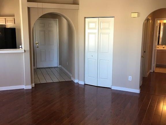 5th image of 900 Heavenly Hills Ct Unit 216