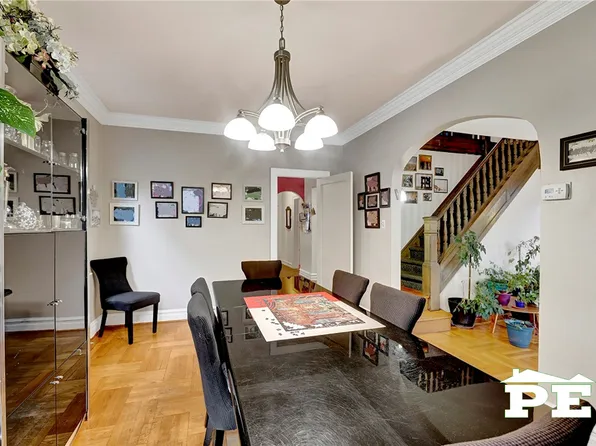 1743 East 33rd Street image 8 of 34